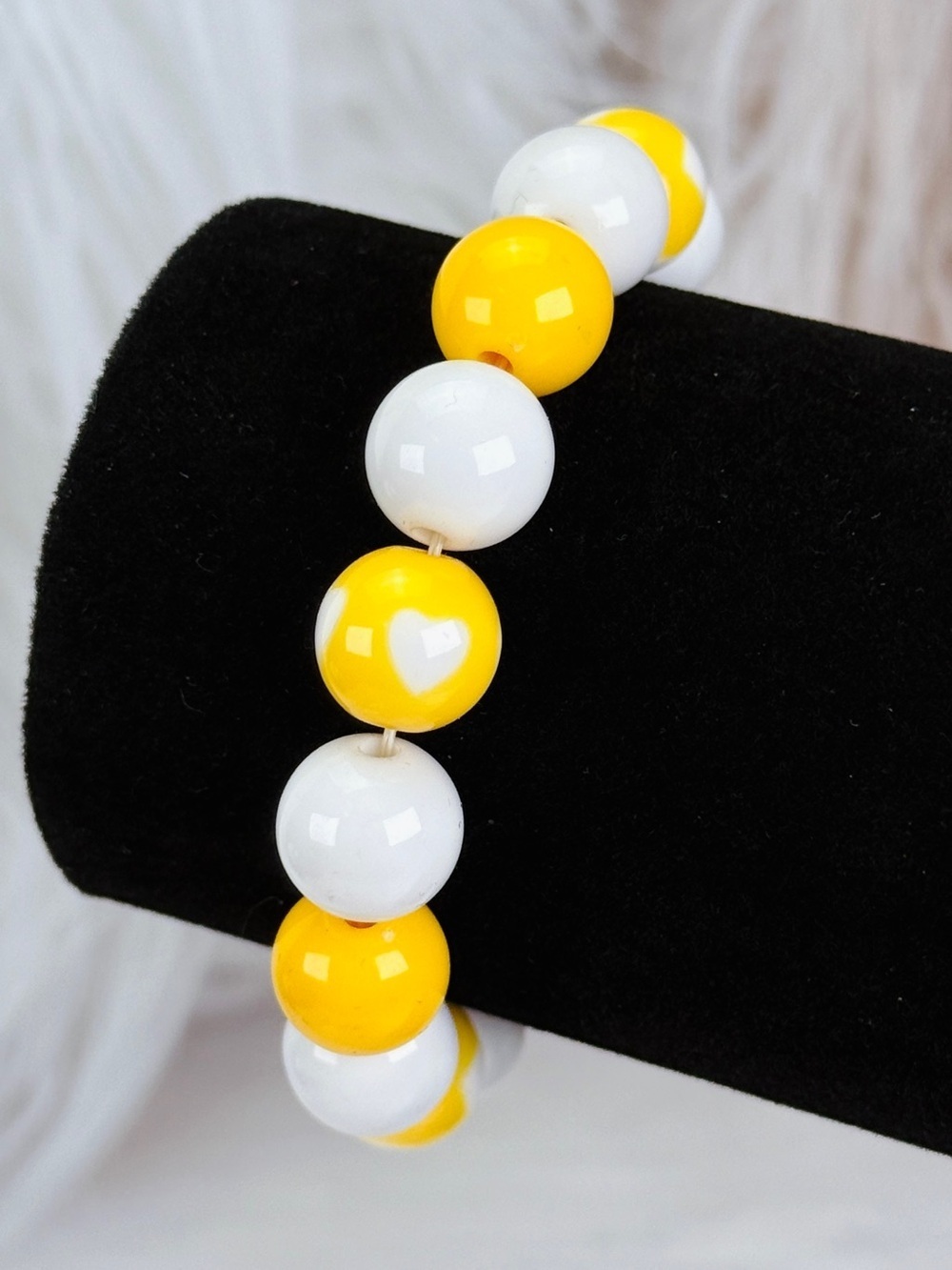 Vintage retro Yellow and White heart heart print stretch bracelet